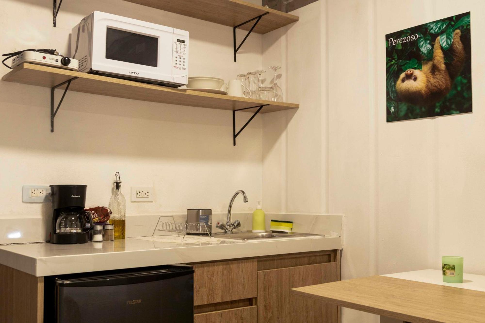Emi'S Place Container Living Uvita Luaran gambar